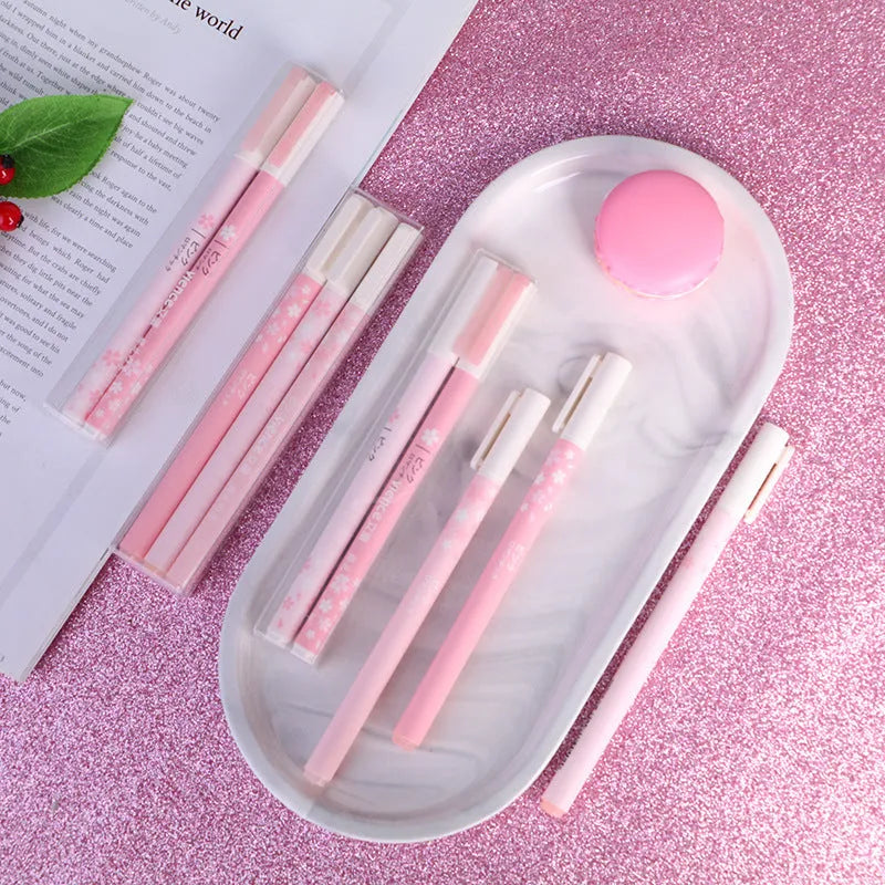 Sakura gel pen set showing plastic barrels with needle point tips in 0.35mm and 0.5mm sizes
