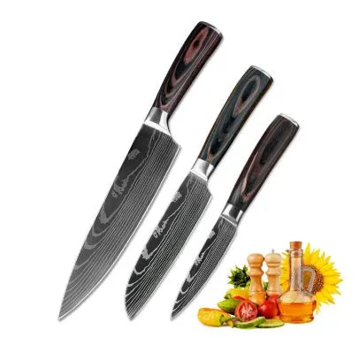 7Cr17 stainless steel kitchen knife with Damascus patterned 18 cm blade and coloured wood handle