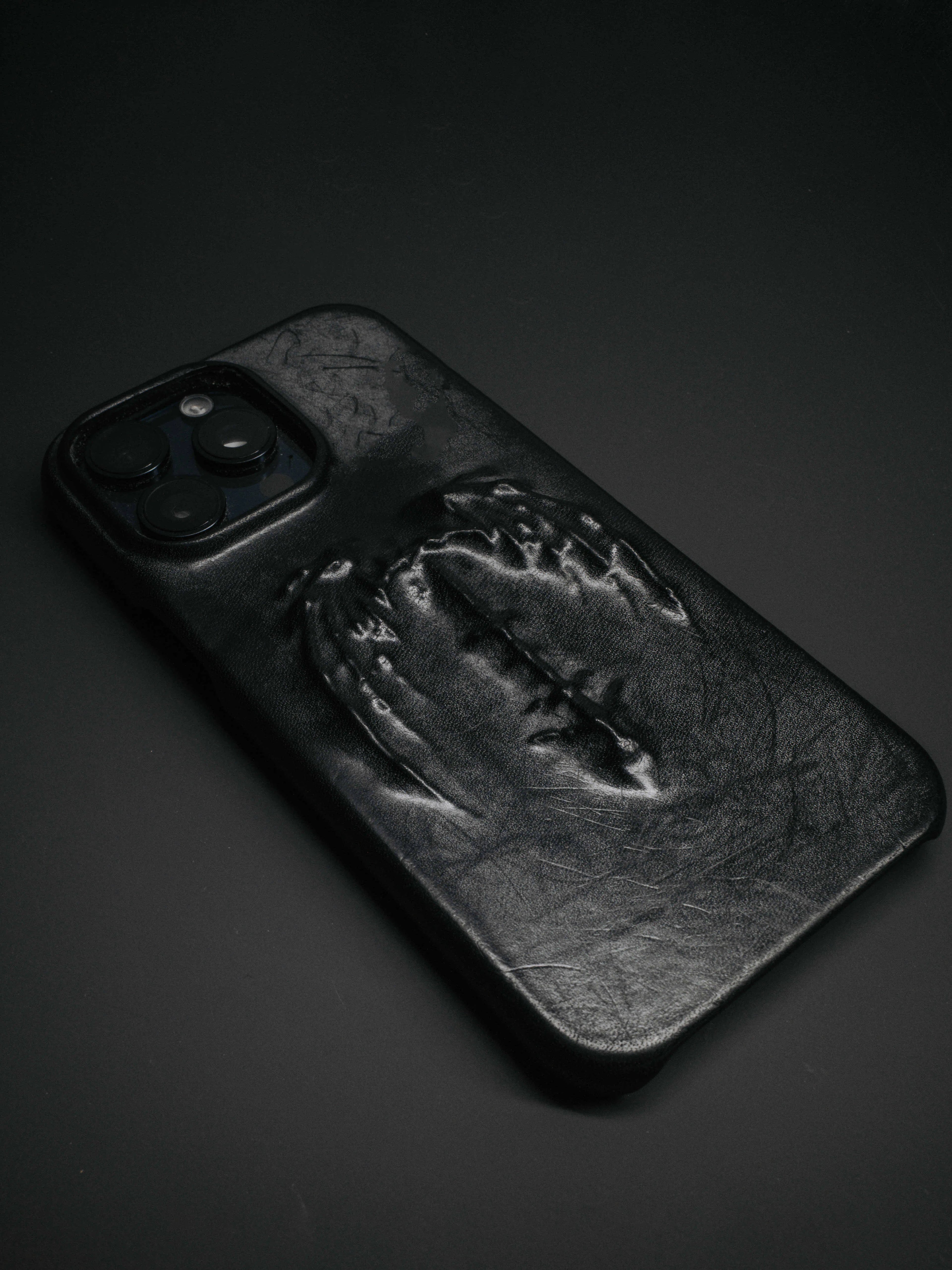 Retro gothic cowhide leather phone case with embossed vampire bat wing pattern, half-covered edge, for iPhone 12-17 series, Apply Red colour