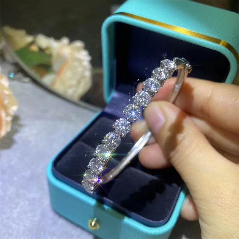 D colour moissanite full diamond bracelet with four-claw round stones and 6 carat total