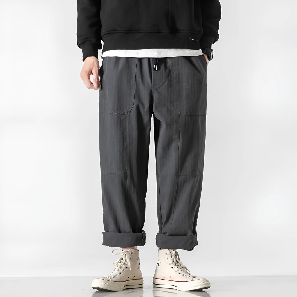 Men's loose straight patchwork casual pants in Khaki colour, wrinkle-free twill fabric with drawstring closure