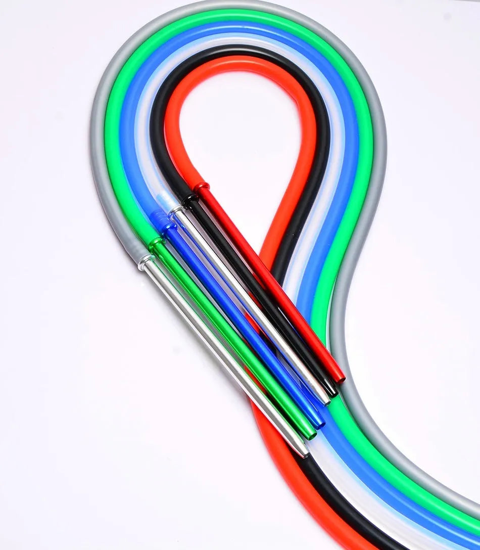 Aluminium hookah accessory with a wind-resistant silicone hose in assorted colours.