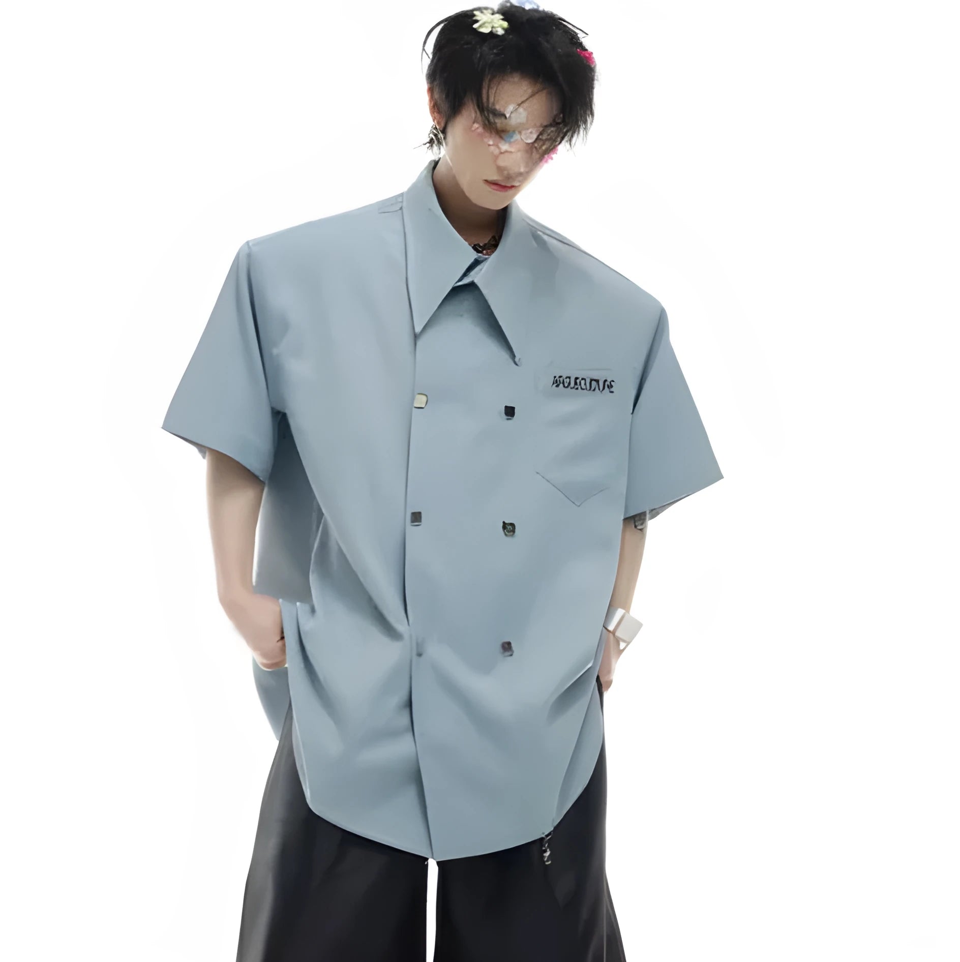Men's loose fit short-sleeved summer shirt in black with lapel collar and button decoration