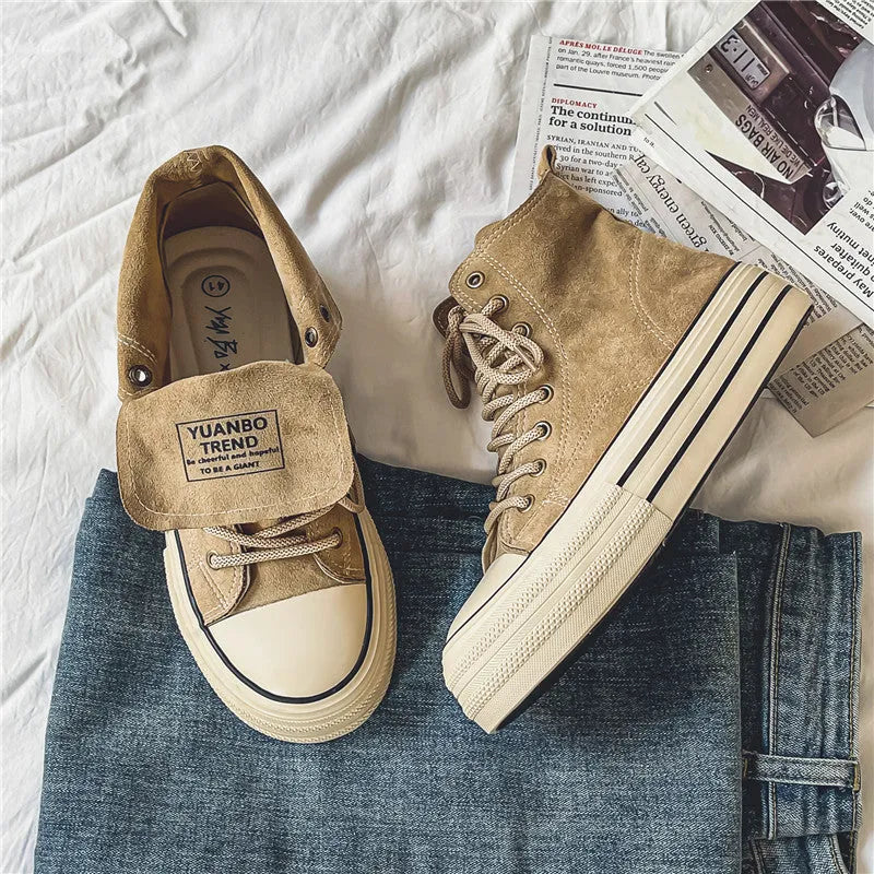 Solid colour canvas platform shoes for men and women in black, with vulcanised rubber sole and mesh lining