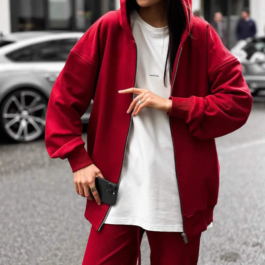 Long-sleeved coat and trousers two-piece set in a solid colour, loose street style fit.