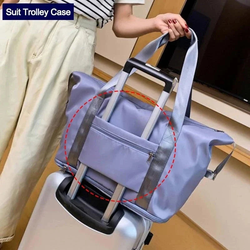 Versatile foldable travel bag for women with waterproof and spacious design, featuring various interior pockets and carrying options.