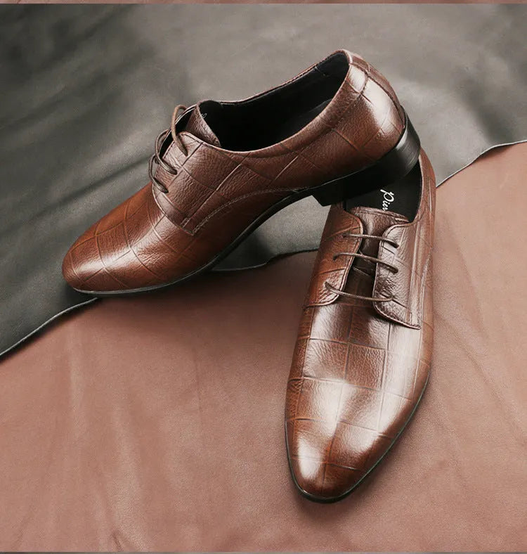 Men's black handmade cow leather derby shoes with a pointed toe and rubber sole.