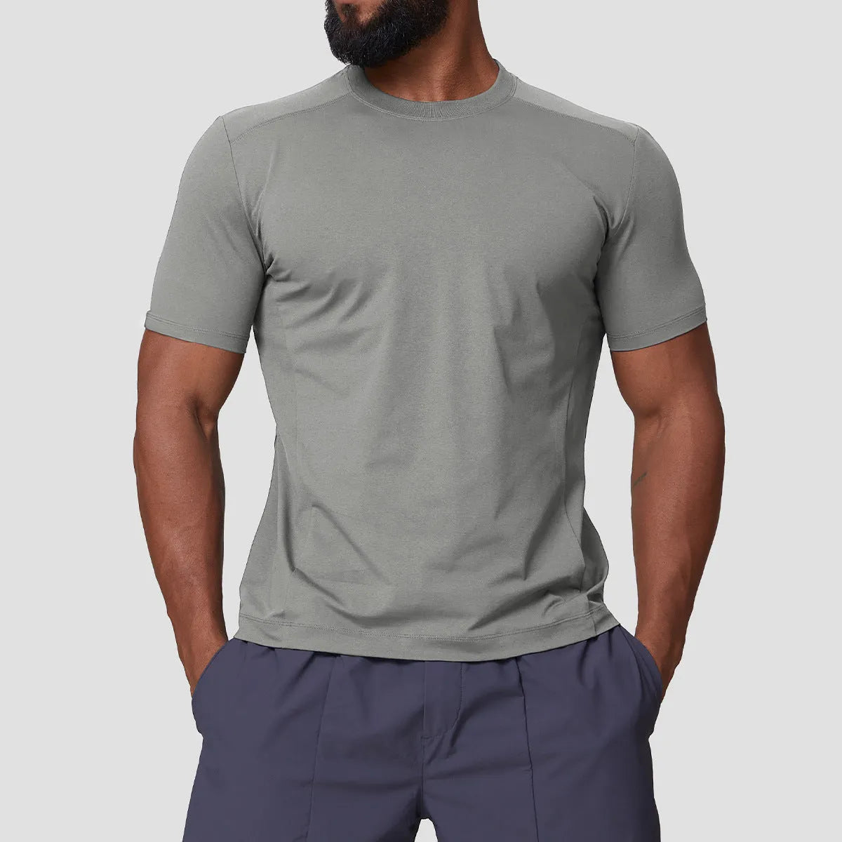 Men sun-proof 7A antibacterial cool quick-drying top in Vigor Black, front view