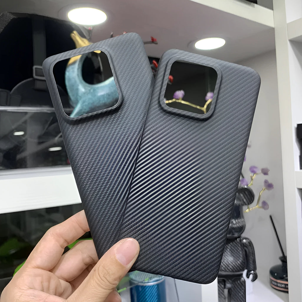 Ultra-thin 600D aramid fiber hard phone case for Xiaomi 13 and 13 Pro in matte black, bright black, or bright silver.