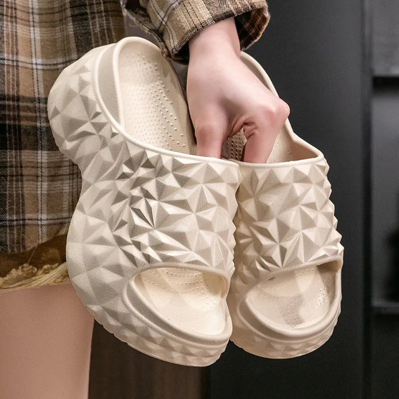 Women's Eva flip flop slippers in khaki colour with a thick injection-moulded sole.
