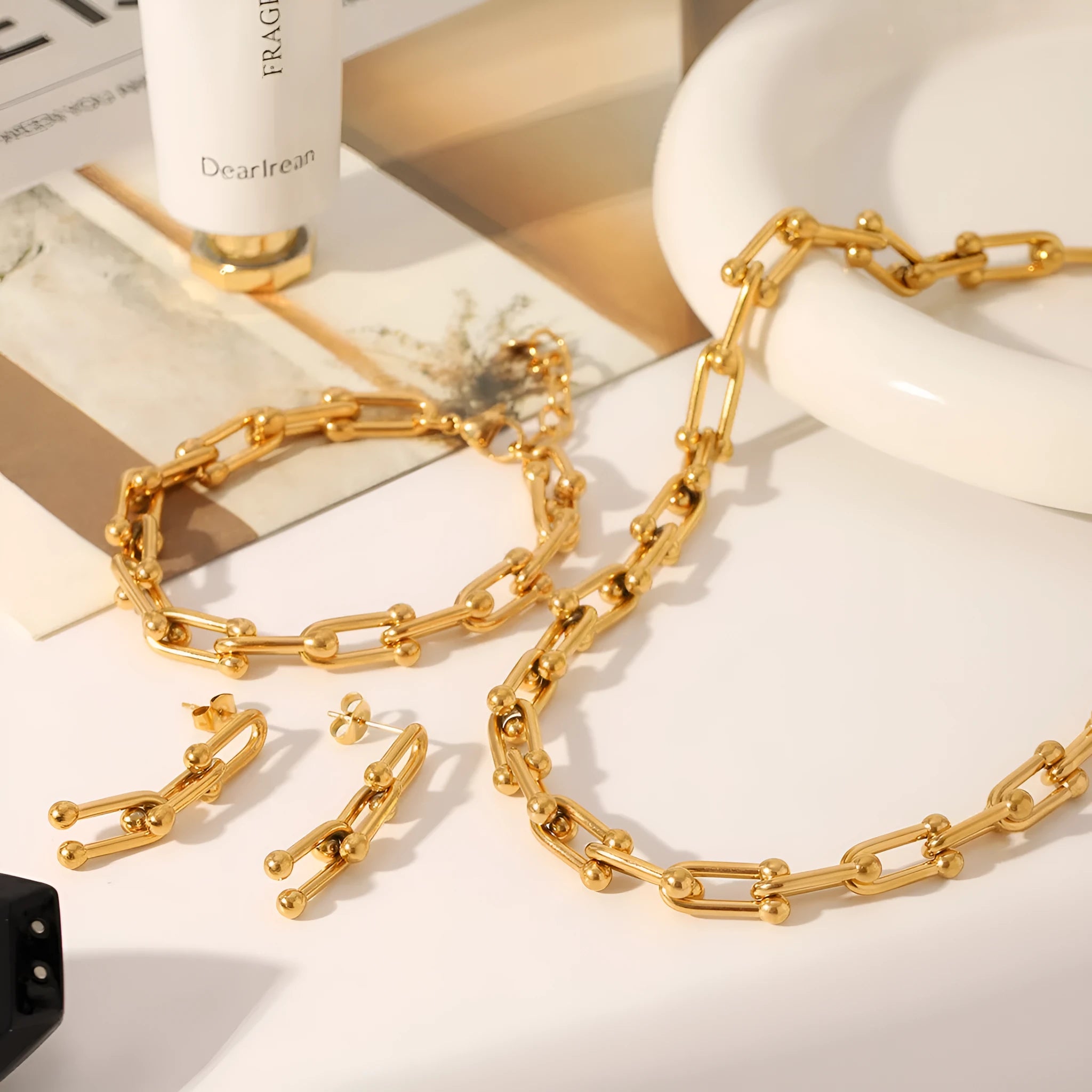 Titanium steel and stainless steel jewellery set with necklace, bracelet and earrings