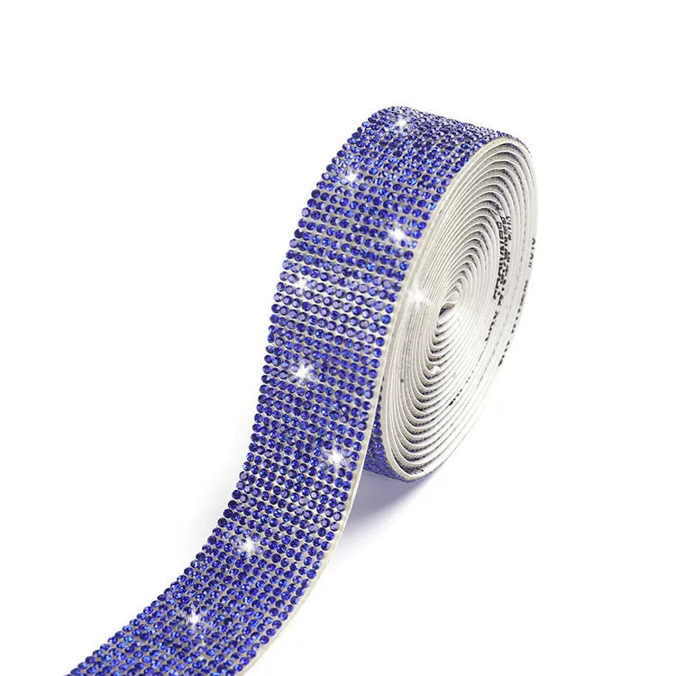 Self-adhesive water stick drill strip in white and AB colour showing electroplated glass surface