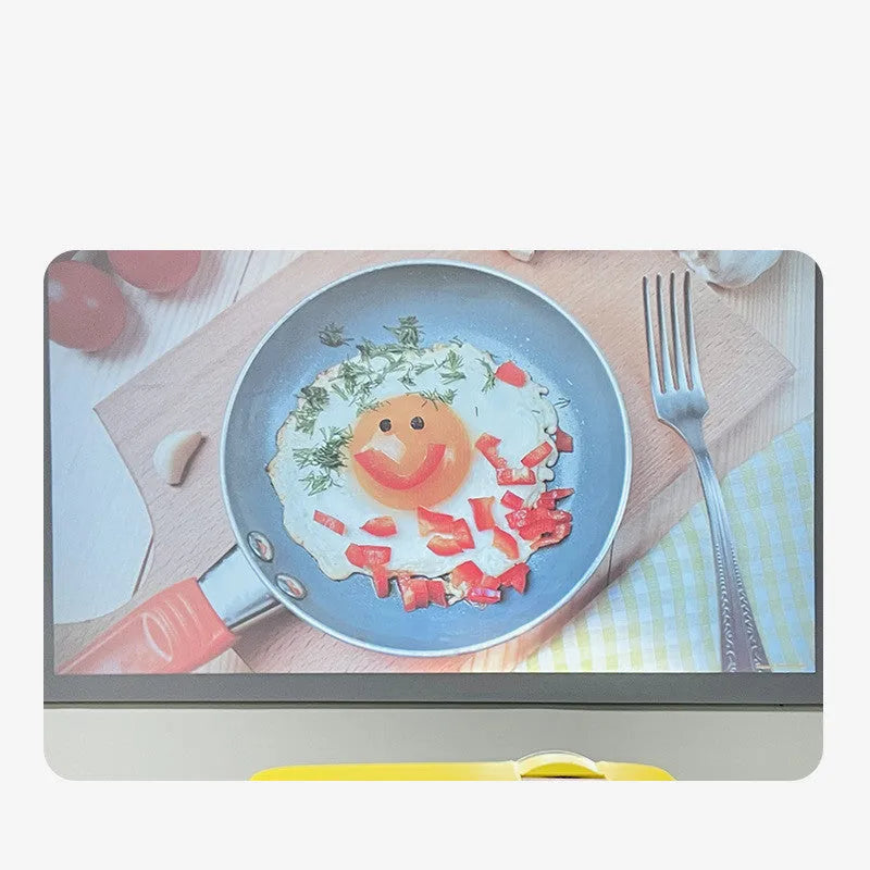 Z6 yellow smart WiFi Android projector with LED lens, 1024x600 resolution, 30-120 inch projection
