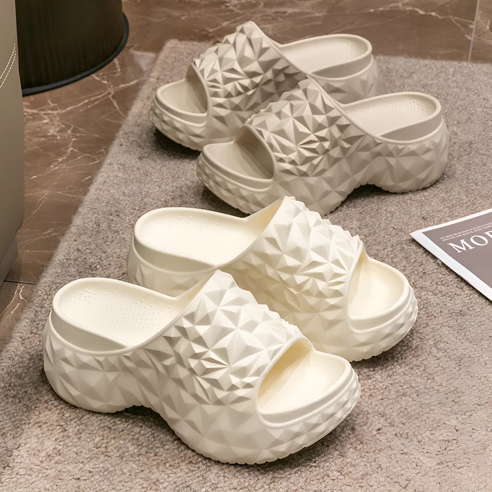 Women's Eva flip flop slippers in khaki colour with a thick injection-moulded sole.