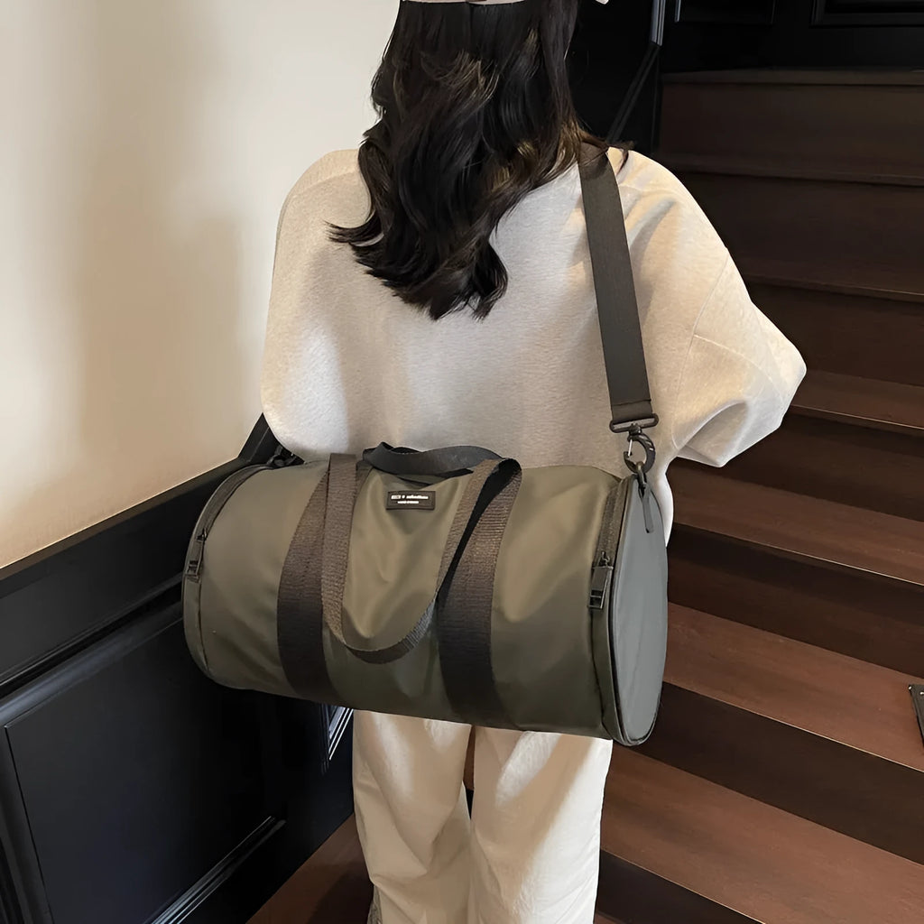Unisex waterproof Oxford cloth sports handbag in black, dark gold, or dark grey for leisure travel