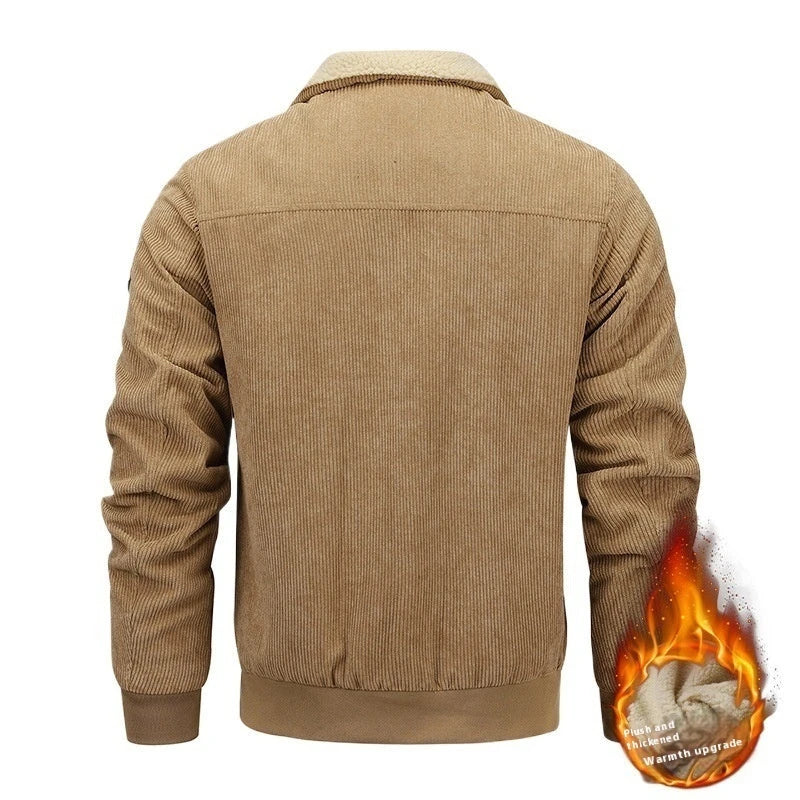 Men's warm and stylish fleece jacket with pockets, available in a variety of classic colors