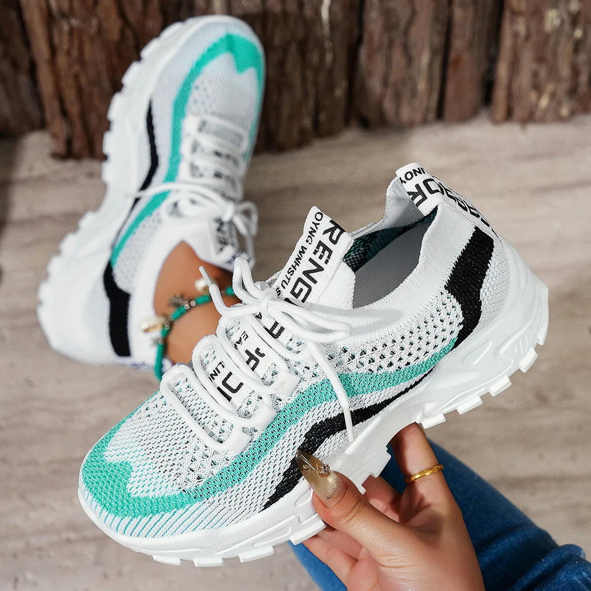 Women's lace-up casual sports shoes with mesh upper in three colour options
