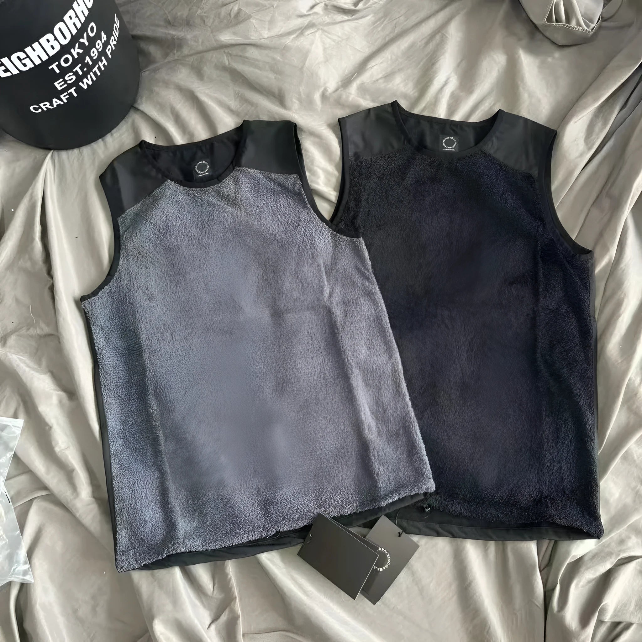 Men's lightweight fleece lined thermal vest in black, solid colour, loose fit, front view