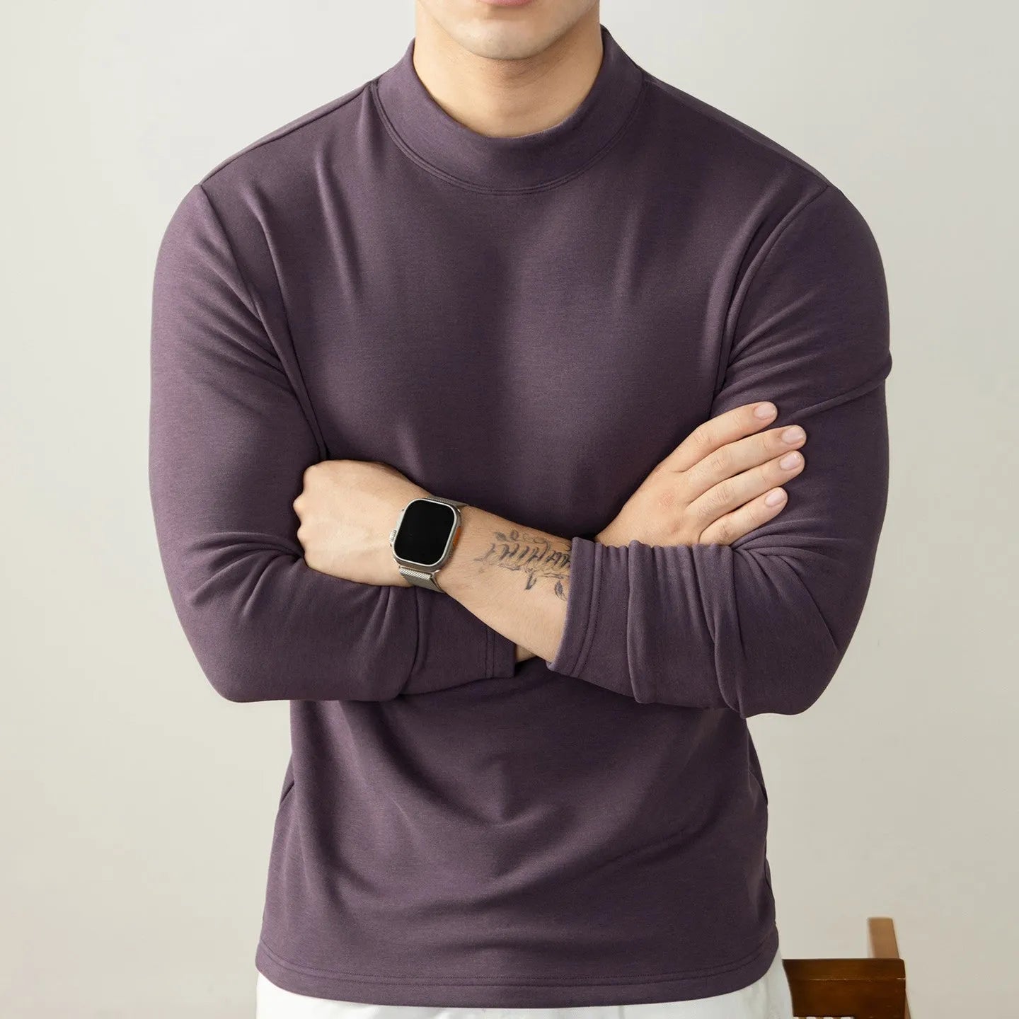Warm thickened slim-fit long-sleeve men's undershirt in solid colour, pullover style, fabric blend