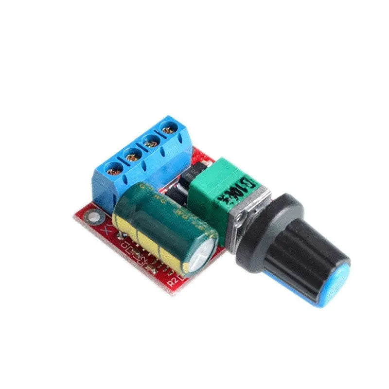 Compact PWM DC motor governor with potentiometer knob for 4.5V-35V speed control
