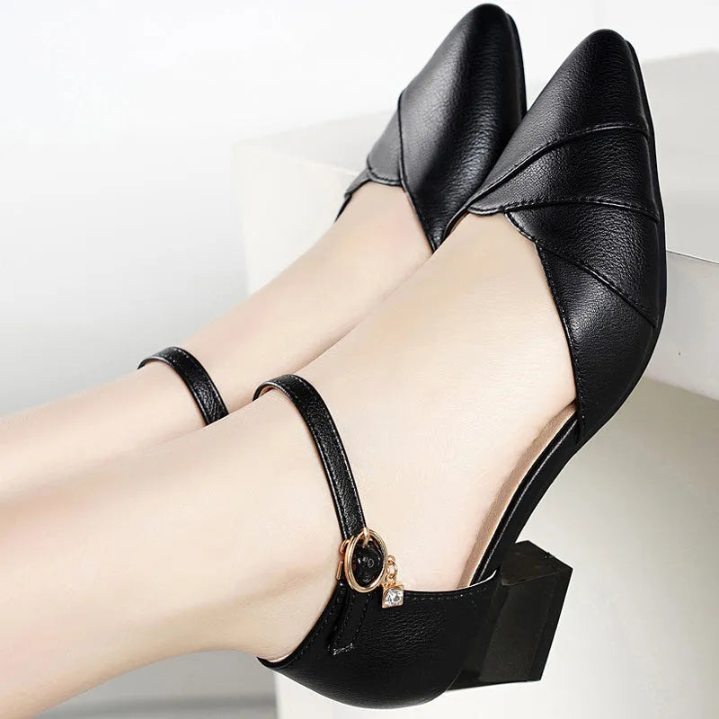 Women's apricot and black high heel sandals with square toe and buckle strap, showing 4cm and 7cm heel options.