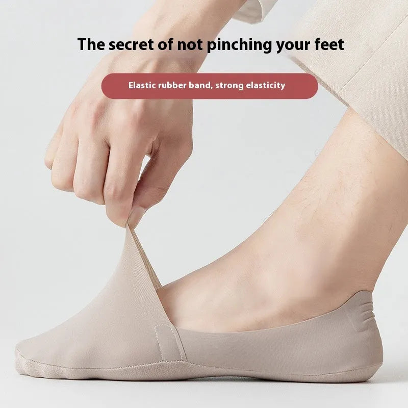 Men's invisible seamless low-cut socks with pure cotton bottom and ice silk fabric in multiple colours