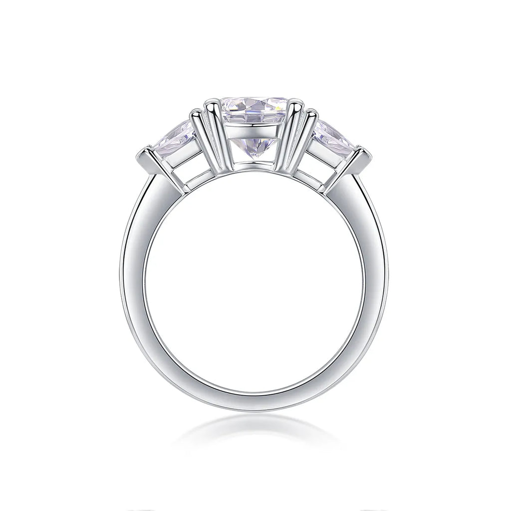 Ocean Diamond 2-carat moissanite wedding ring set in gold-plated S925 silver on a white background