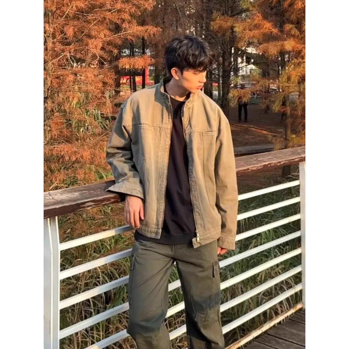 Men's stand collar overalls jacket in army green or khaki, loose fit, long sleeve, sizes M to XXXL