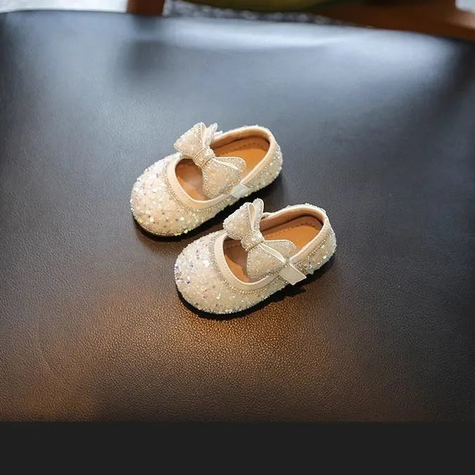 Girls' PU leather pumps with Velcro strap, milky white or pink, sizes 15-25, for 12-36 months