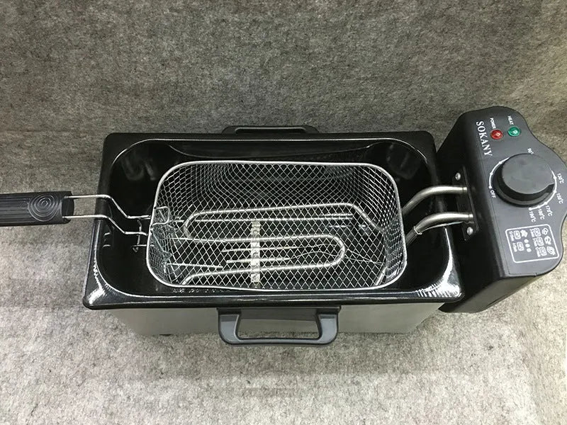 Silver 3 litre electric fryer with Teflon non-stick coating and 2000W