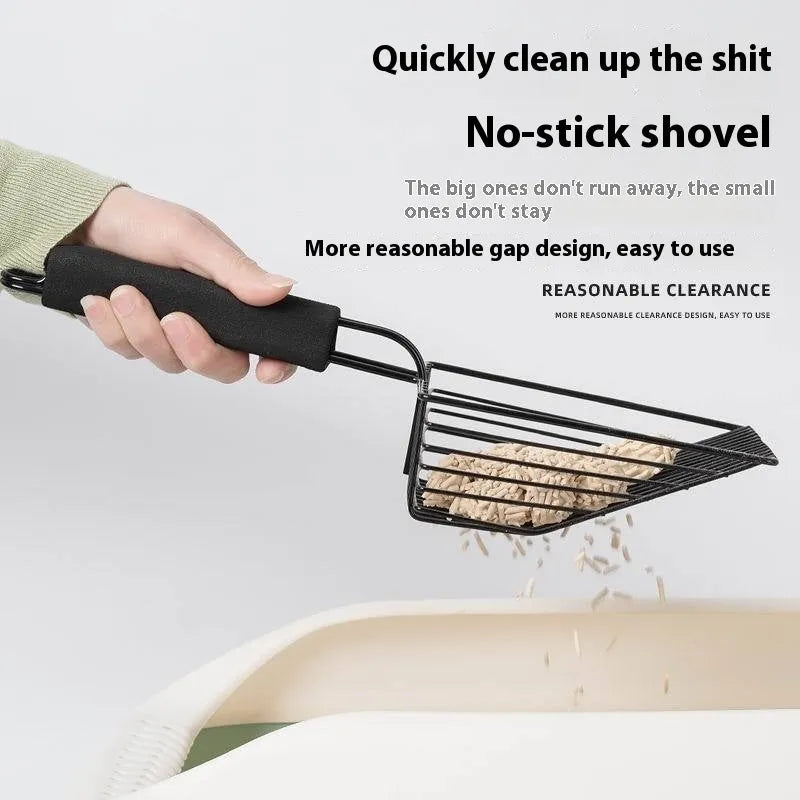 Black metal cat litter scoop with 0.8cm spacing between tines for waste removal