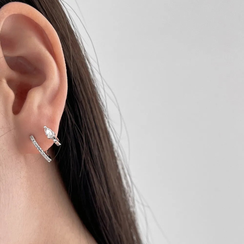 S925 sterling silver stud earrings for women with U-shaped geometric design and water droplet detail