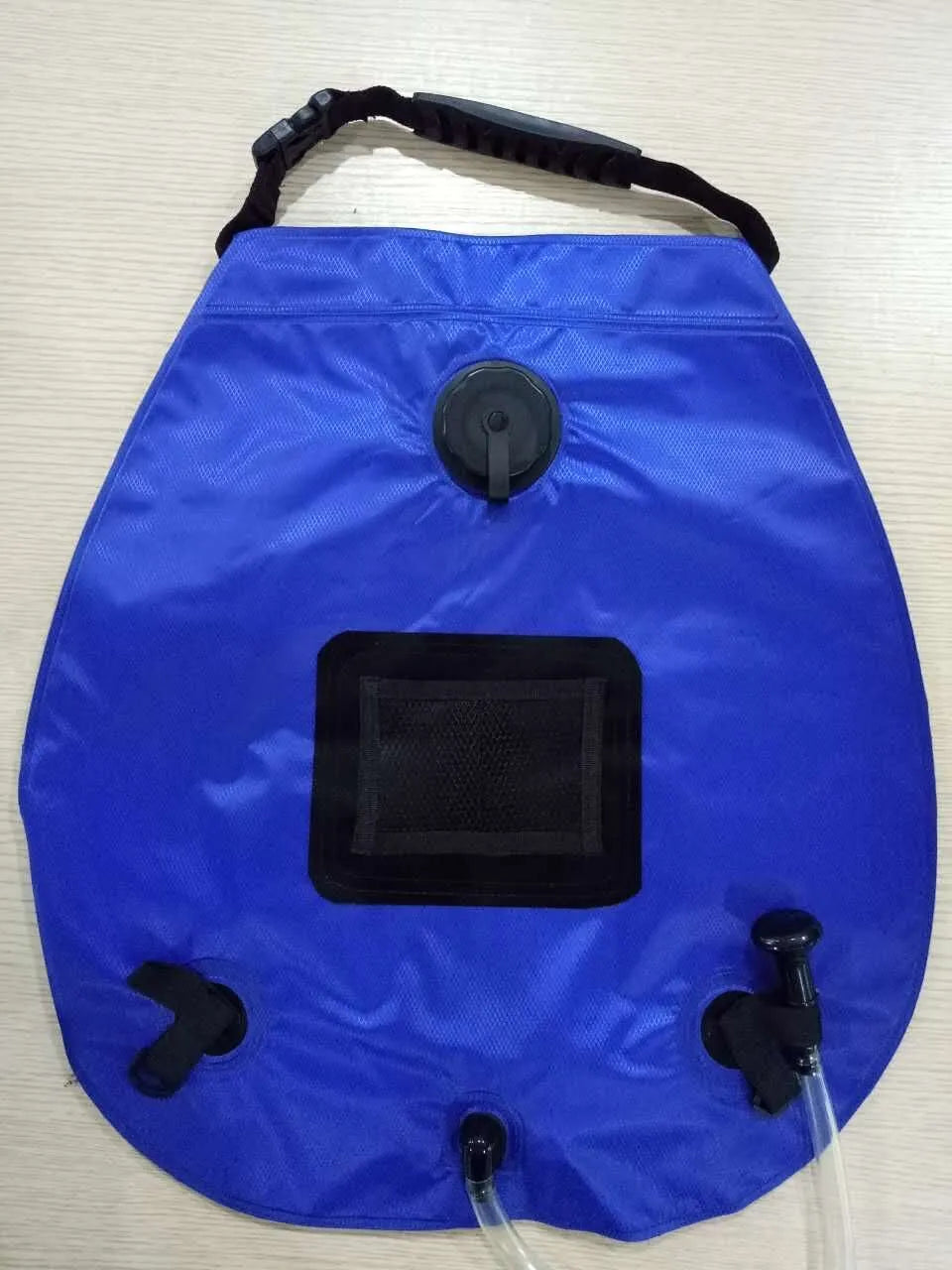 Outdoor camping changing tent with 190cm height shown with storage bag and ground anchoring accessories