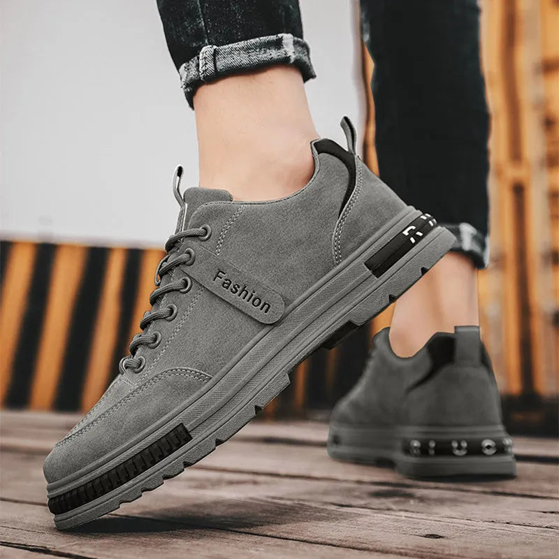Men's black lace-up casual sneakers with artificial PU upper and rubber sole, flat heel, round toe