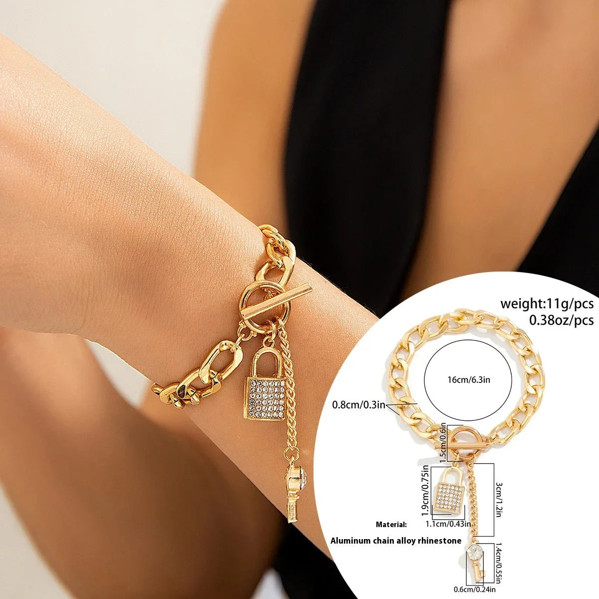 Thick chain necklace and bracelet set with shiny lock and key pendant for women