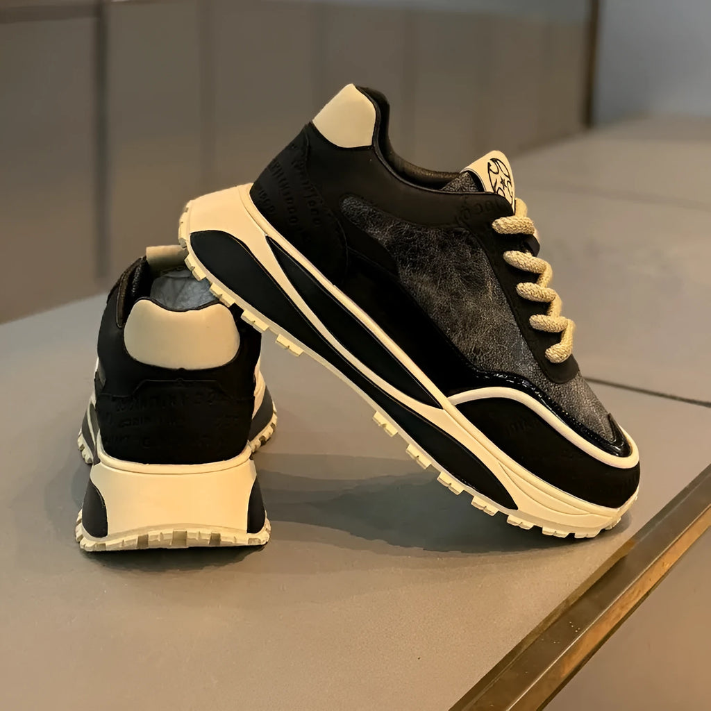 Men's black retro daddy shoes with thick rubber sole and synthetic leather lace-up design.