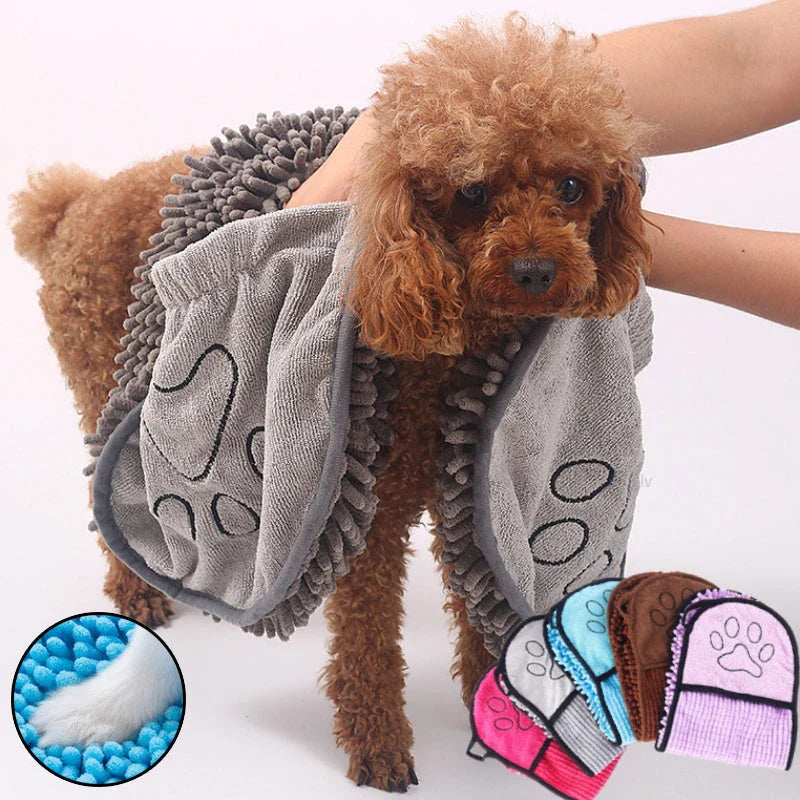 Ultra-absorbent microfiber pet towels in various colors, including blue, purple, grey, and rose red, with a unique double-pocket design for convenient drying and cleaning of dogs and cats