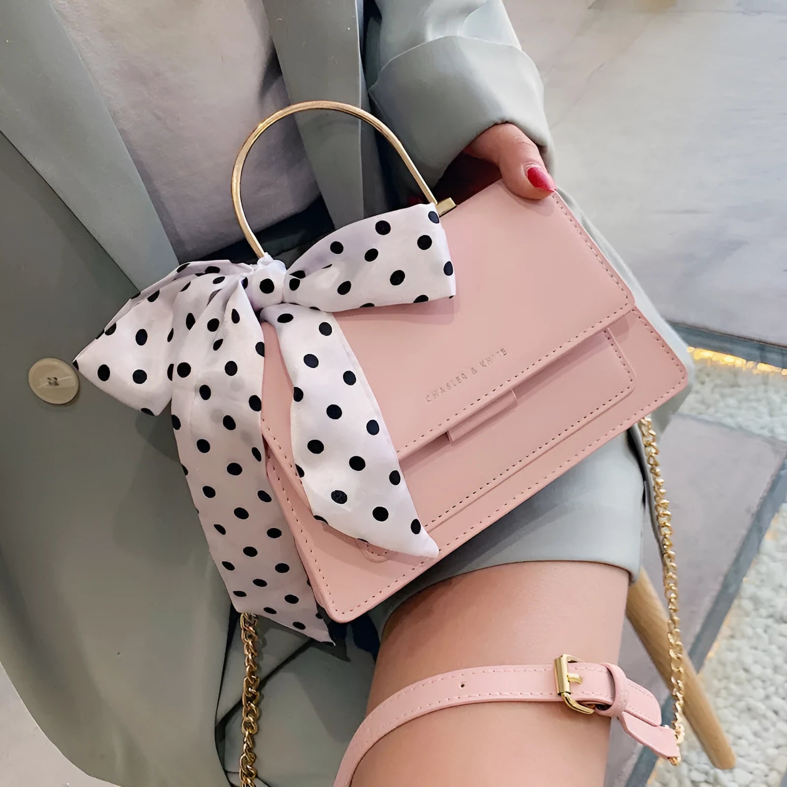Small trendy fashion messenger bag chain shoulder texture handbag for women in beige