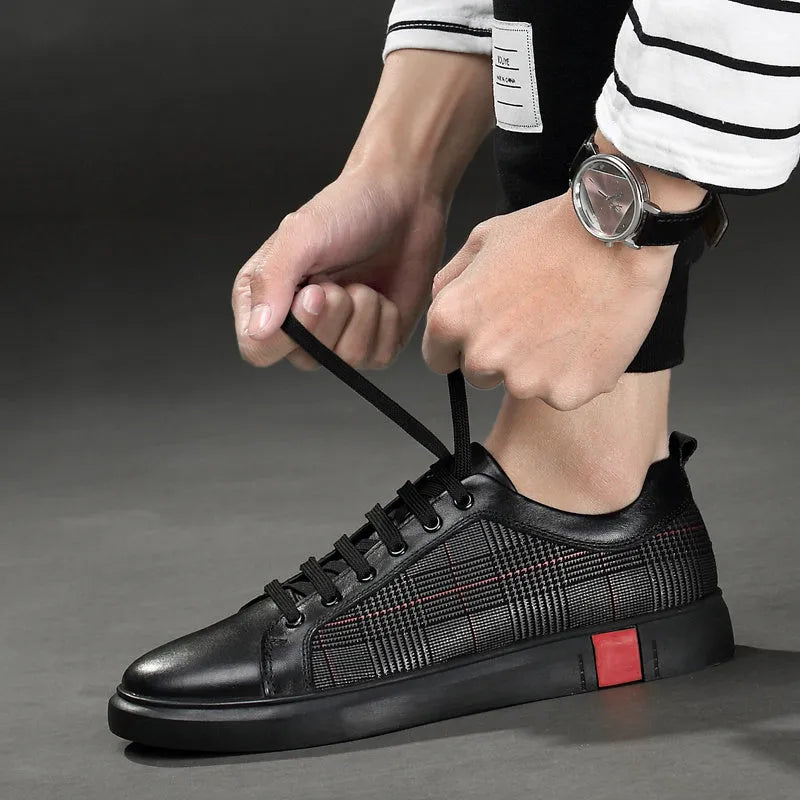 SOLEY men's genuine leather lace-up sneakers with rubber outsole, shown in a casual style.