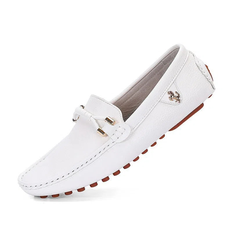Plus-size men's loafer-style moccasins in black with open toe, second-layer cowhide upper, and low heel