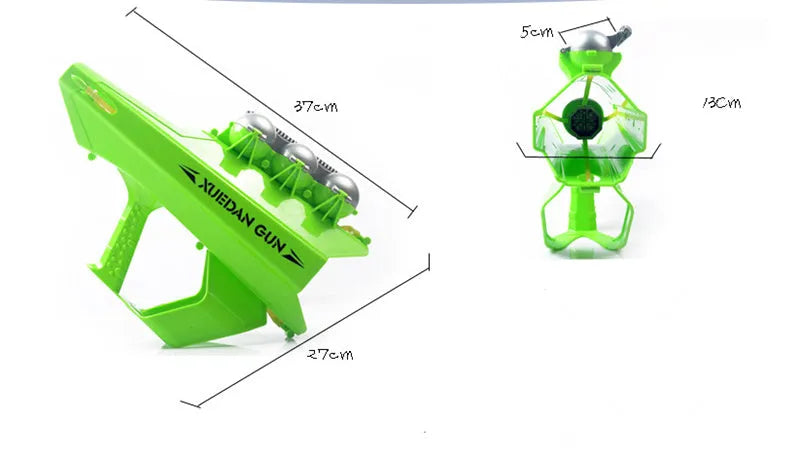 Snowball Clip Launcher in plastic black colour, 28x36cm, for outdoor winter snowball fights