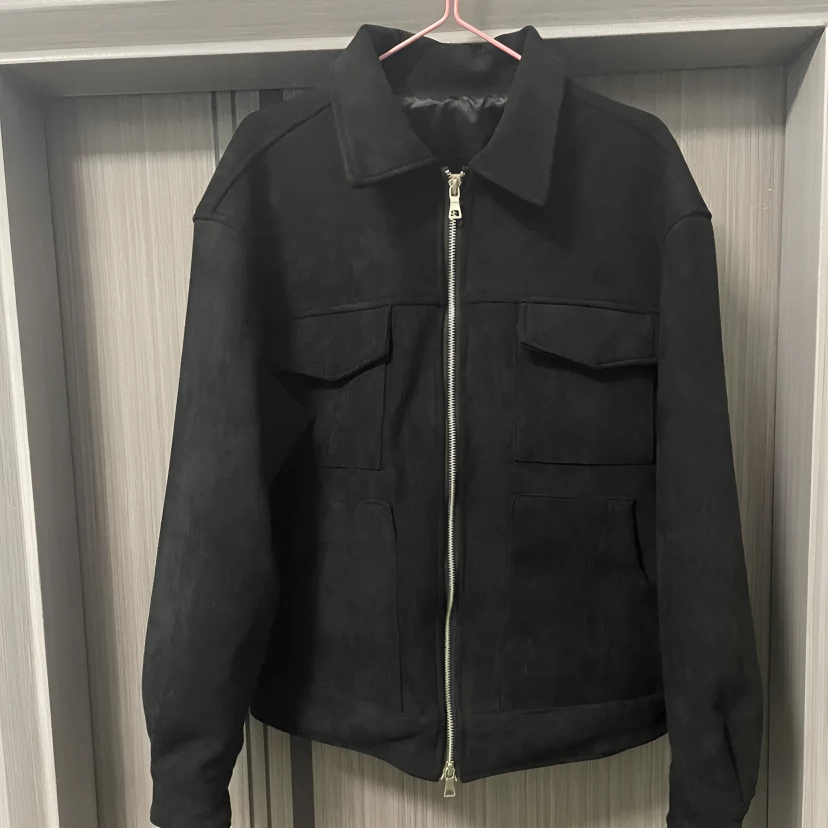 Slim fit zipper jacket with big pockets in black, camel or dark grey colour options