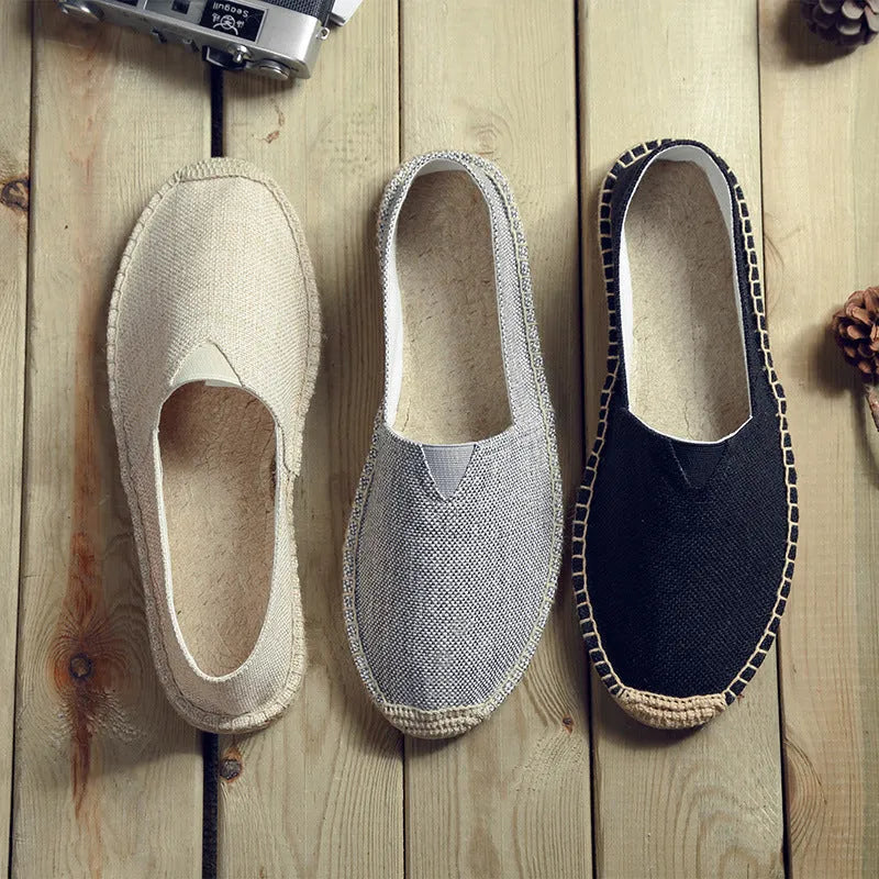 Men's canvas casual shoes in neutral colours with round toe design