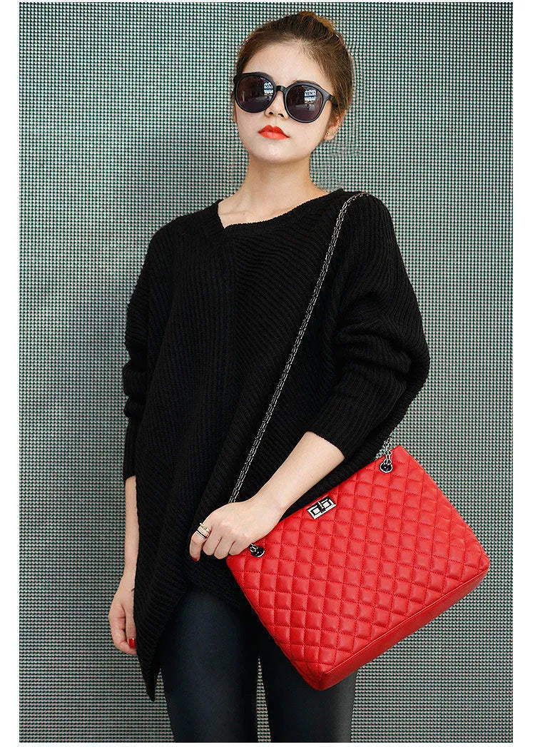 Women's rhombic chain shoulder bag with cotton lining in black or gules, shoulder slung handbag