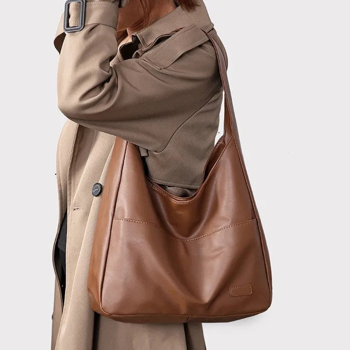 Soft PU women's retro shoulder bag in horizontal square shape with single strap