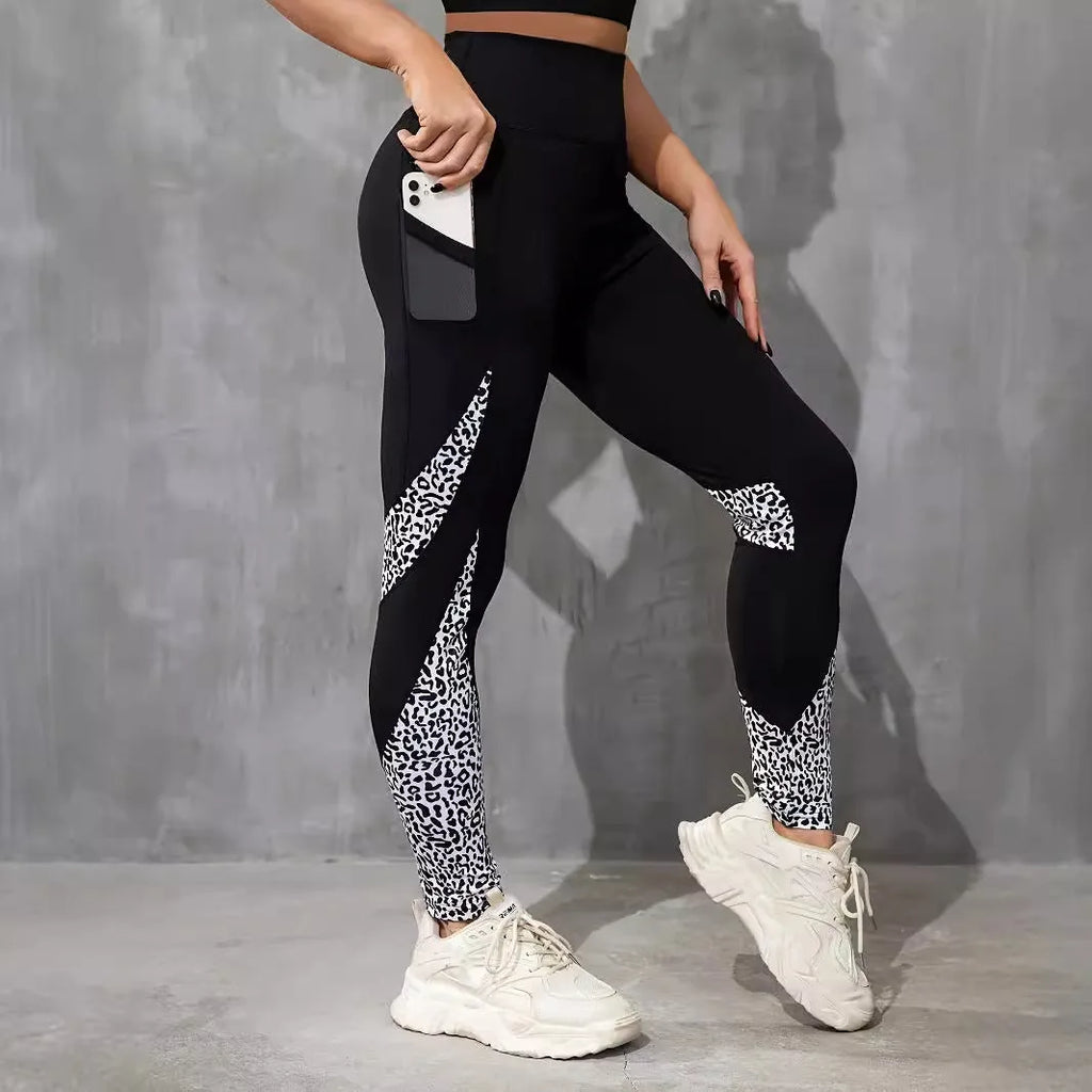 Women's high waist cropped yoga leggings with side pocket in leopard print style.