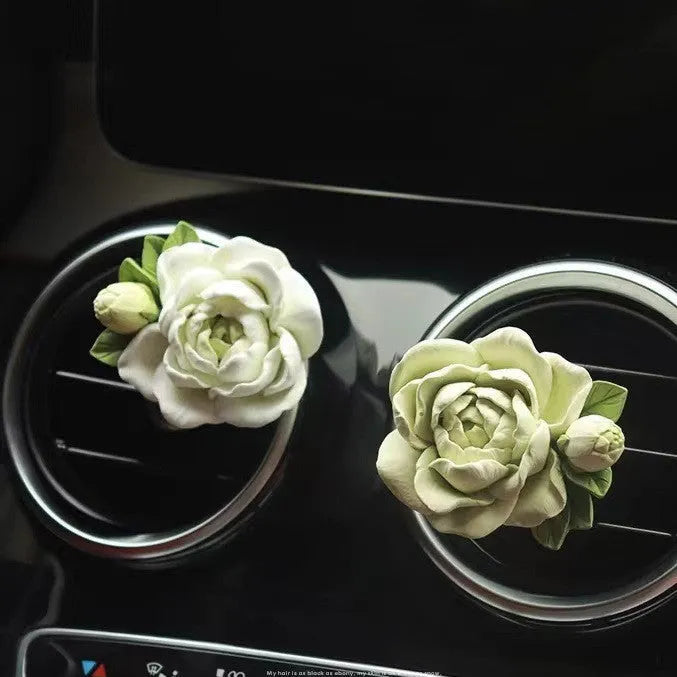 Jasmine car perfume solid gypsum diffuser clipped to air vent with 5ml essential oil bottle