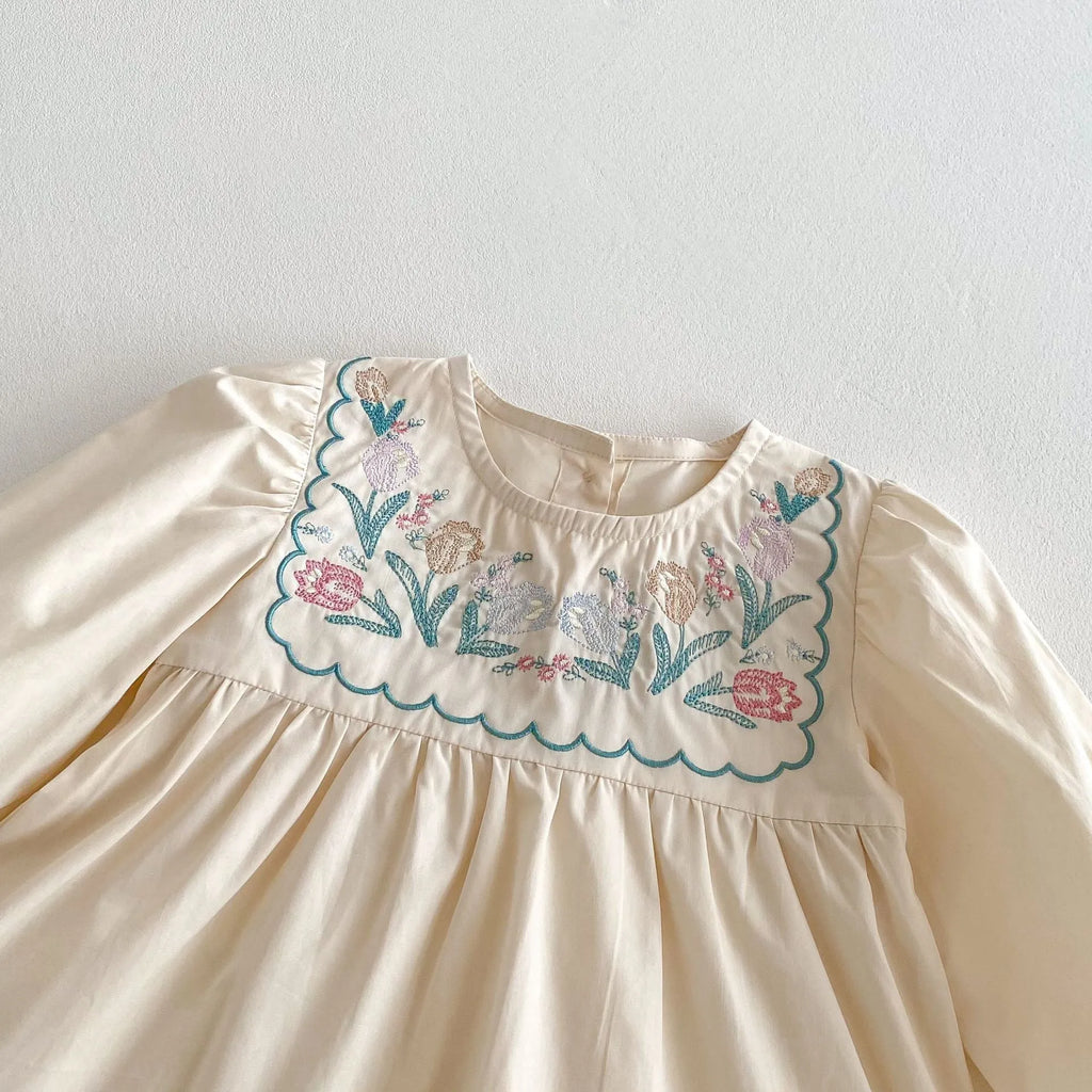 Girls' apricot long sleeve dress with ruffle sleeves, flower embroidery and princess skirt, sizes 80cm to 130cm
