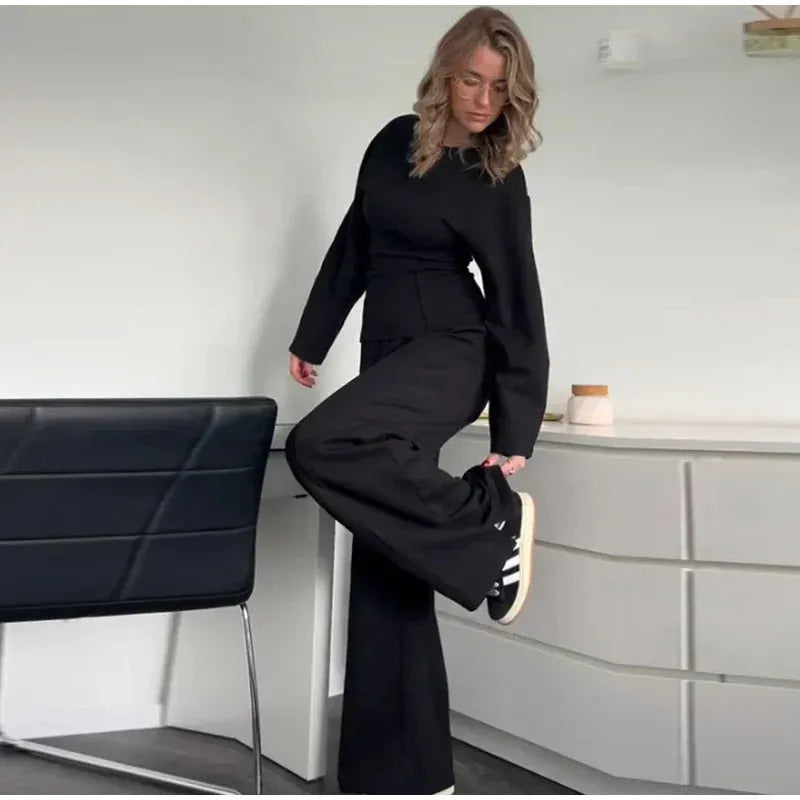 Women's polar fleece suit set with long sleeve O-neck top and wide leg trousers
