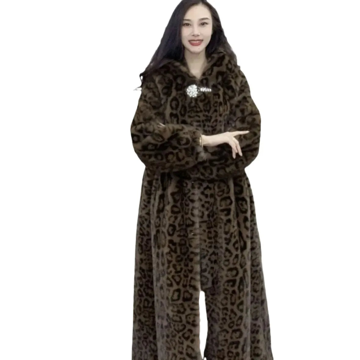 Women's plus size long faux fur coat in leopard print with 100cm length